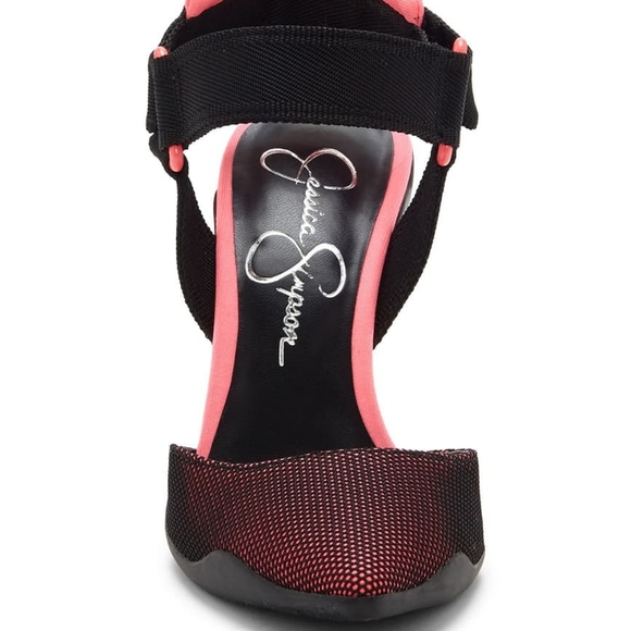 Jessica Simpson Heels - Picture 5 of 5